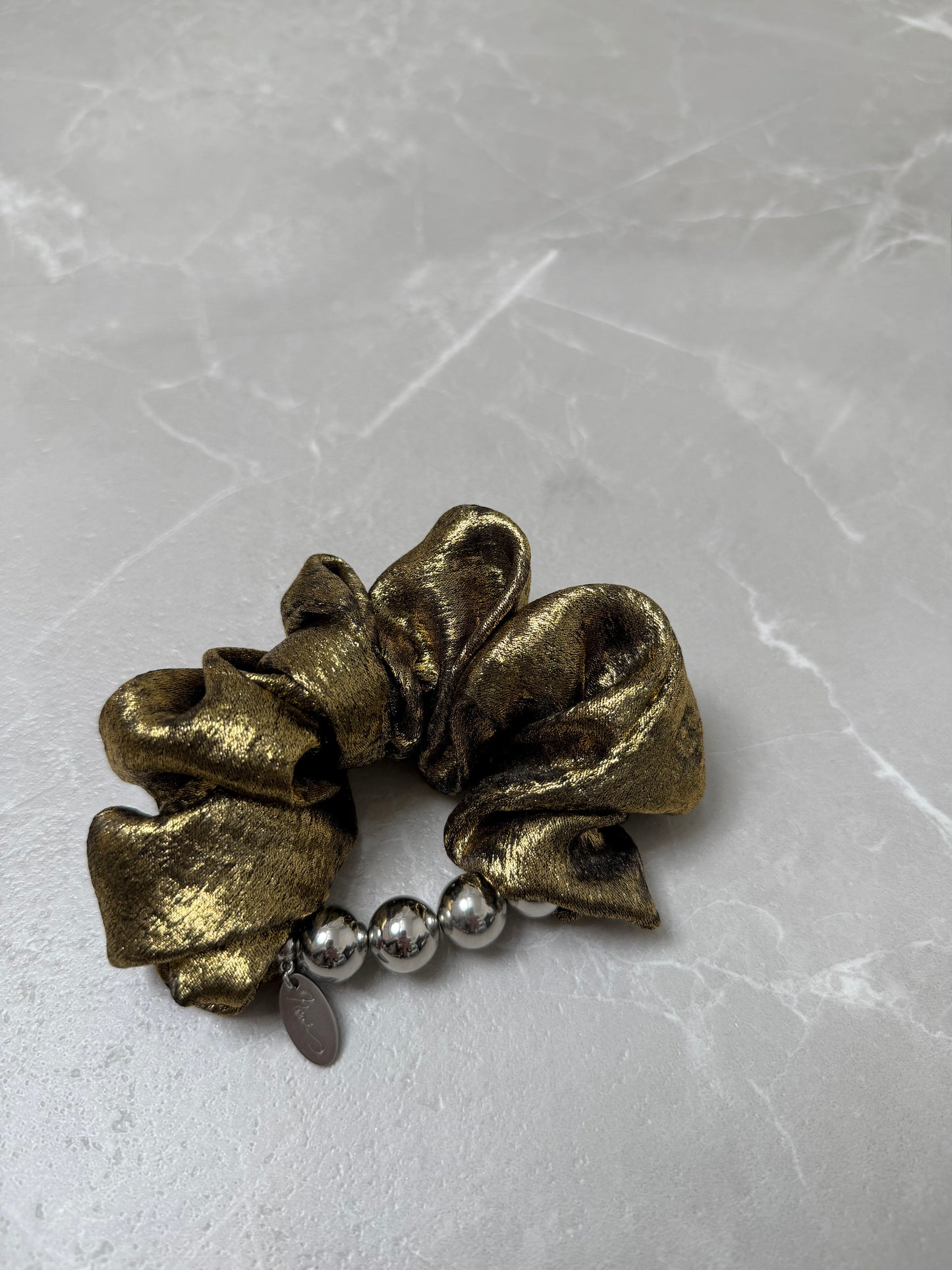 【先行販売】５連パールシュシュ