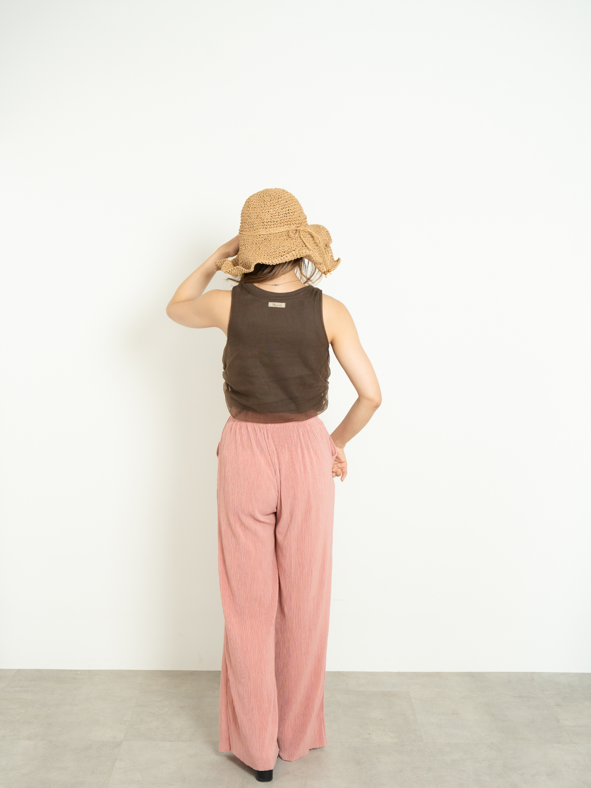 LIGHT TEXTURE STRAIGHT PANTS