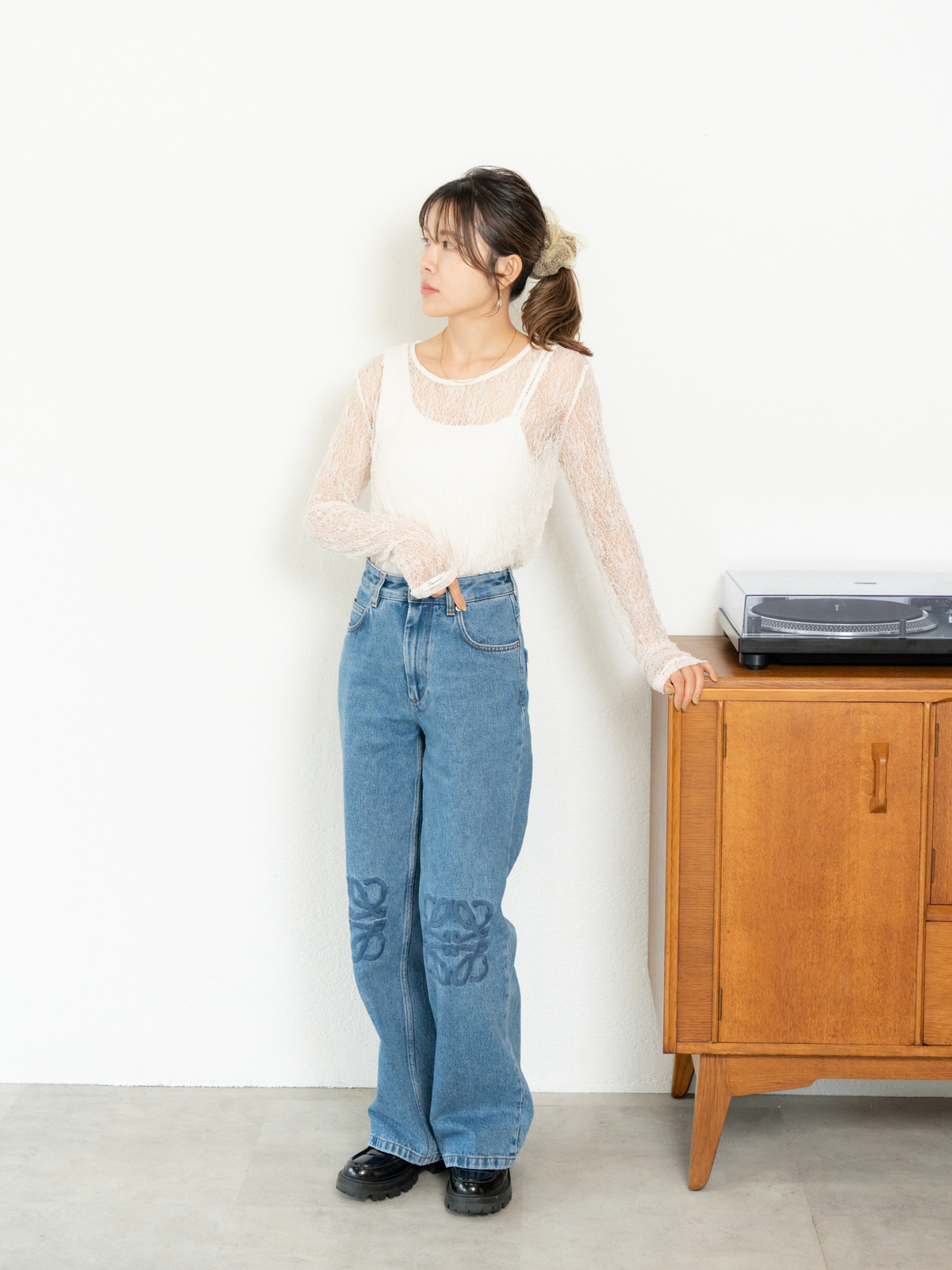 STRETCH LACE FIT TOP