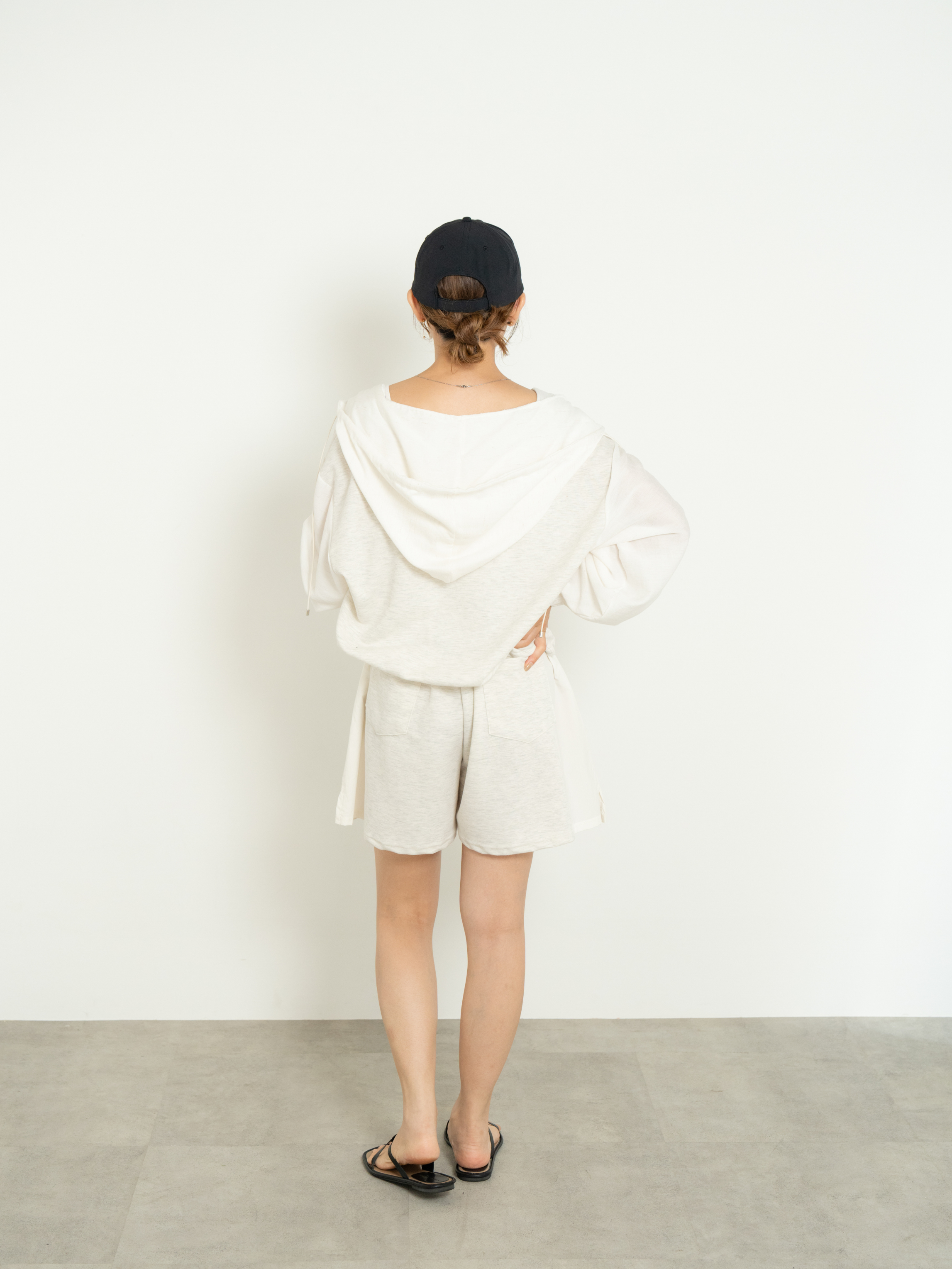 AIRY RELAX SHORT PANTS