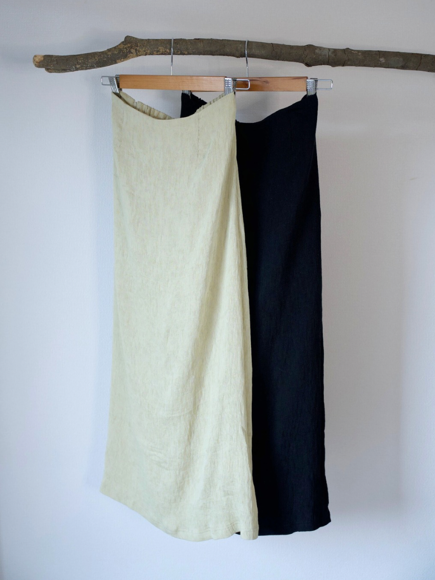 【即納】crepe slit skirt