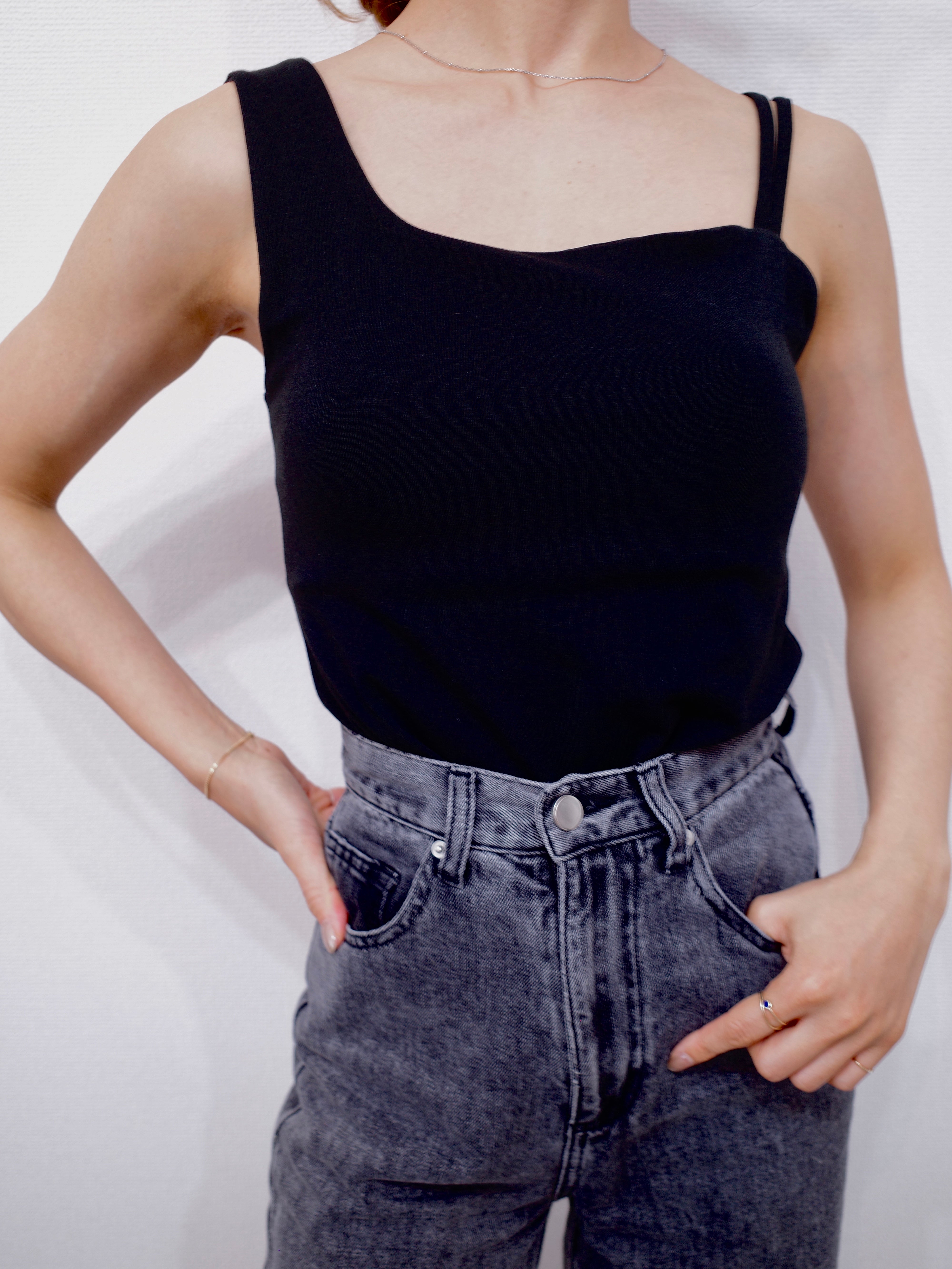 SOFT FIT ASYMMETRY BRA TOP