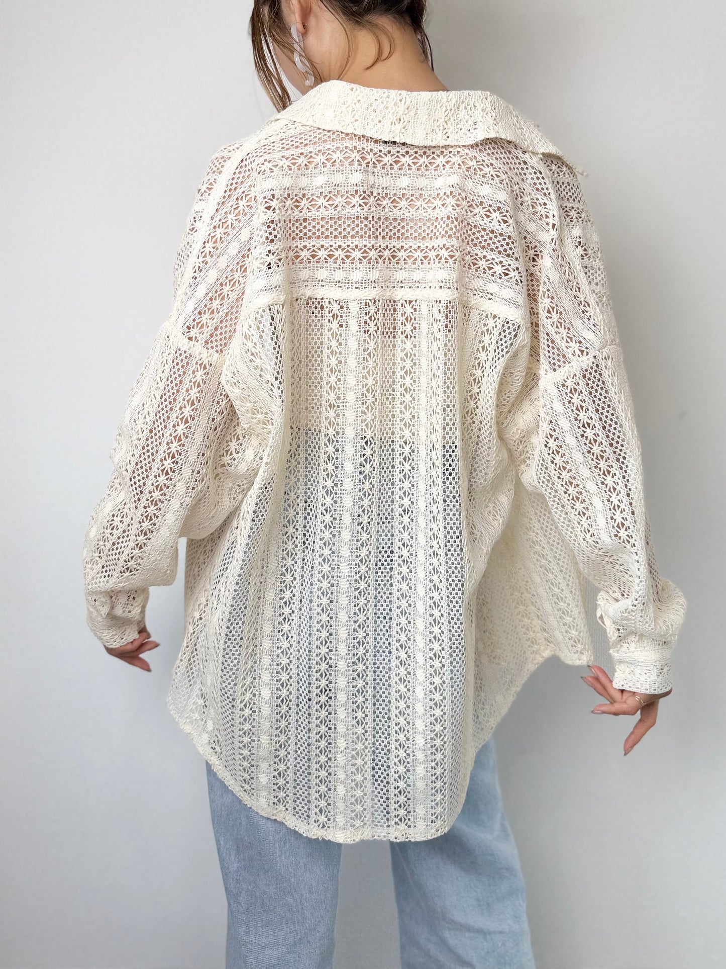 透かし編みルーズシャツ