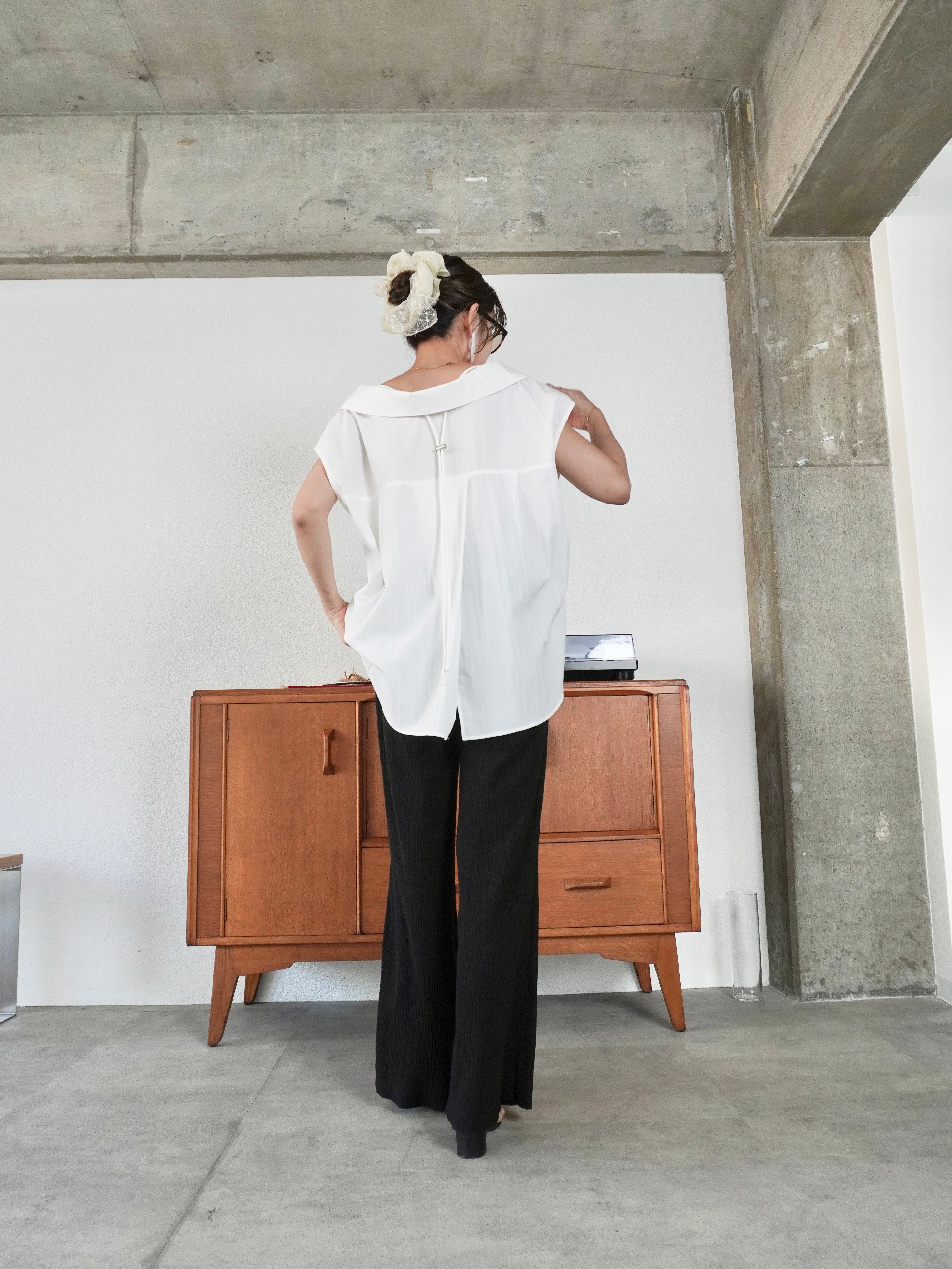 DRAWSTRING BLOUSE