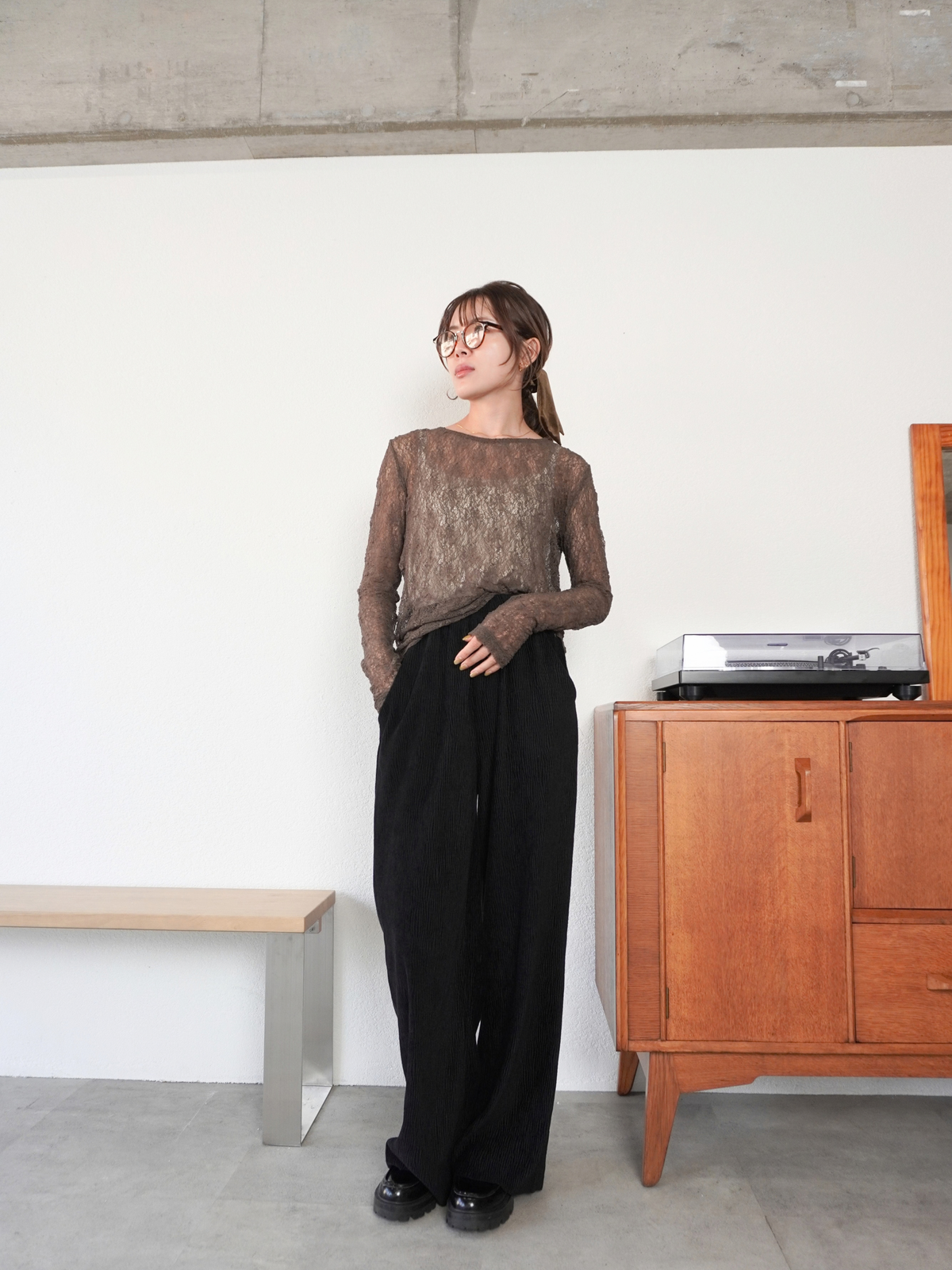 STRETCH LACE FIT TOP