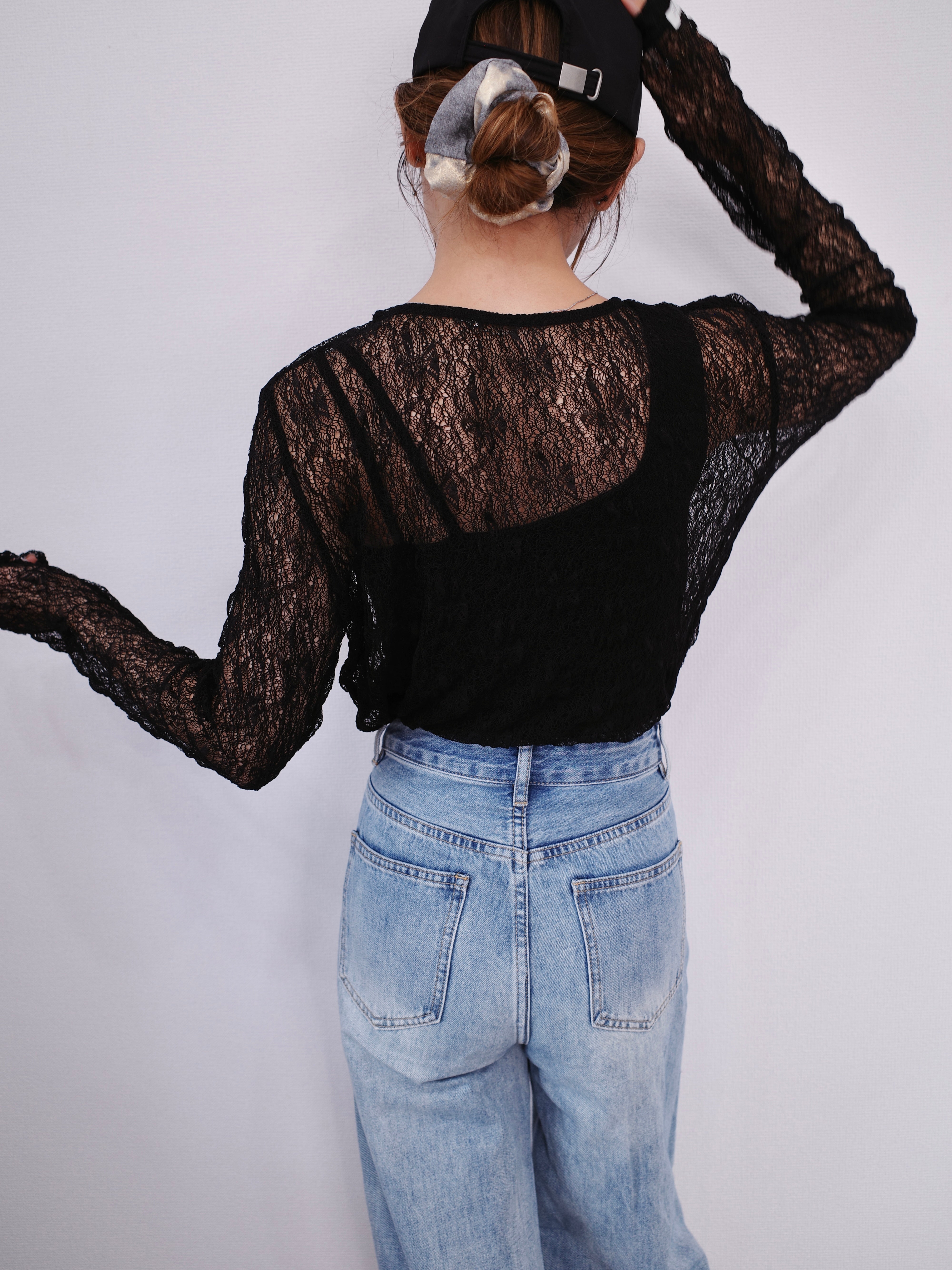 STRETCH LACE FIT TOP