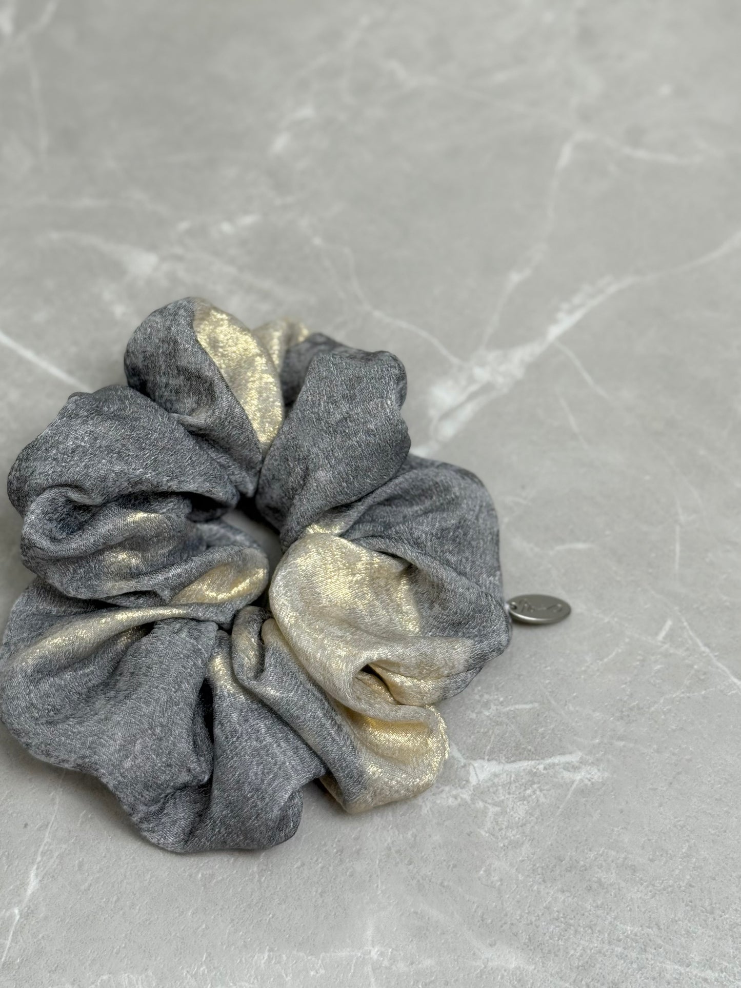 秋限定色ミディアムシュシュ