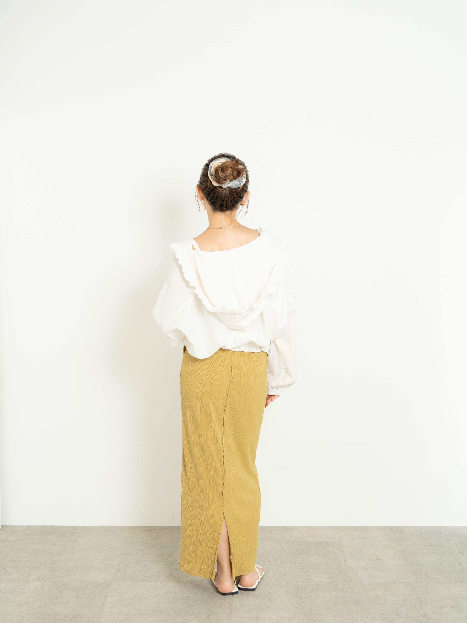 LIGHT TEXTURE PENCIL SKIRT
