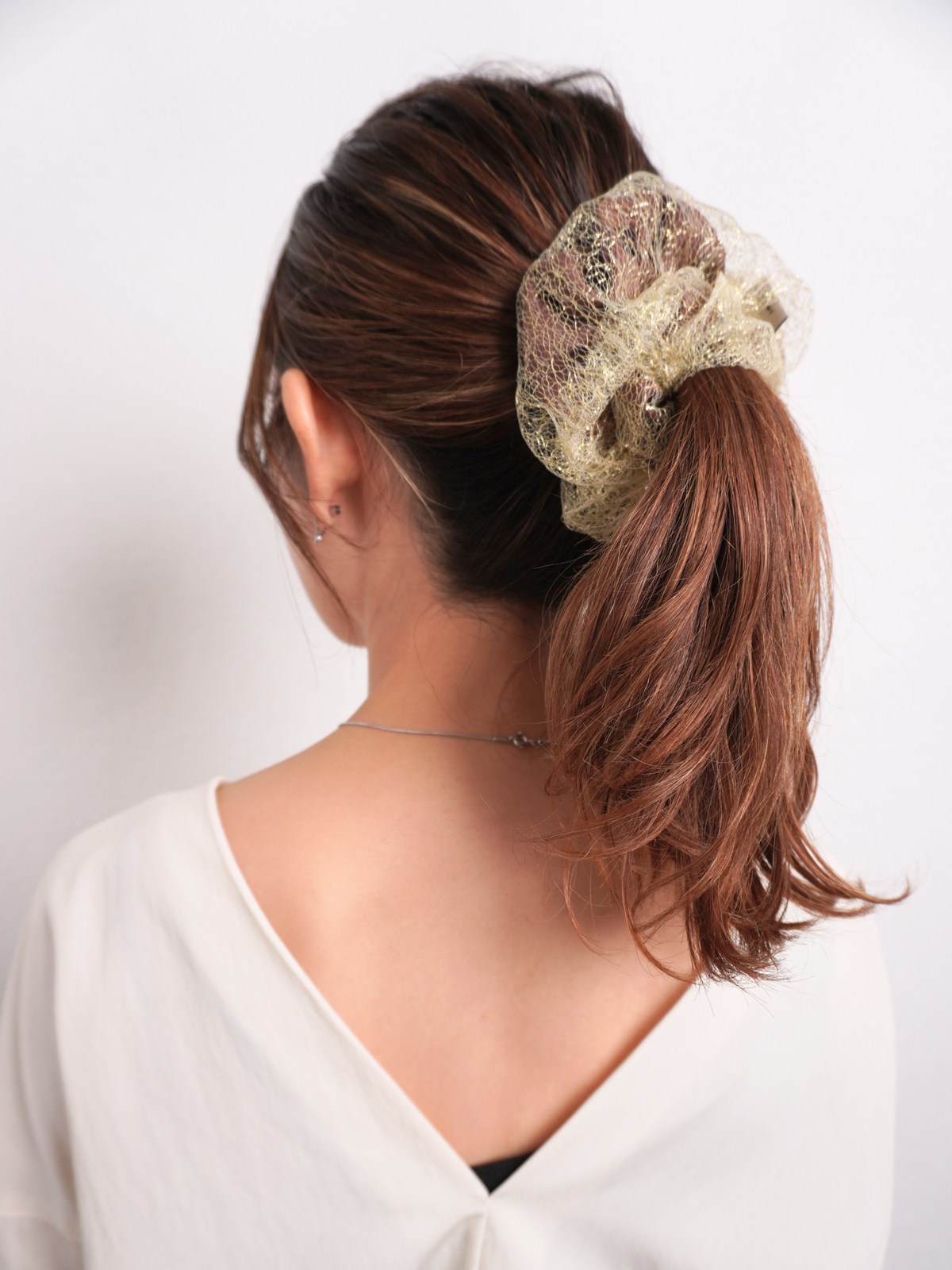 SHIMMER MESH SCRUNCHIE【9/18(金)〜 販売】