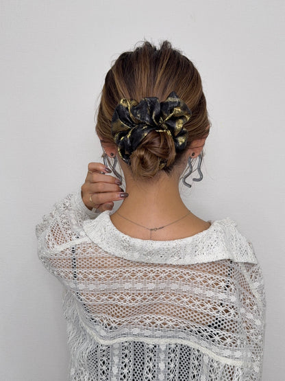 WINTER LIMITED MEDIUM SCRUNCHIE