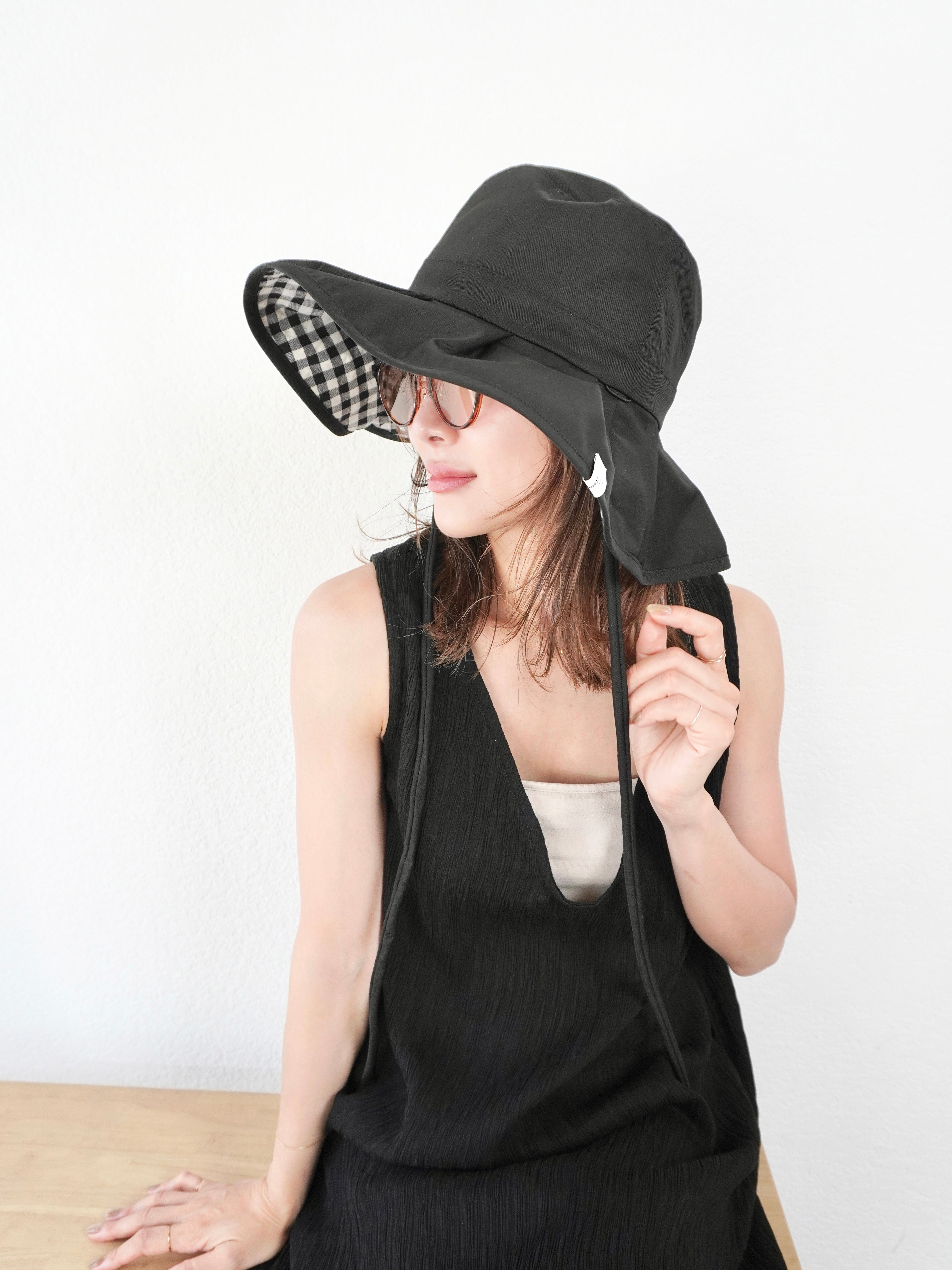 REVERSIBLE FRILL HAT