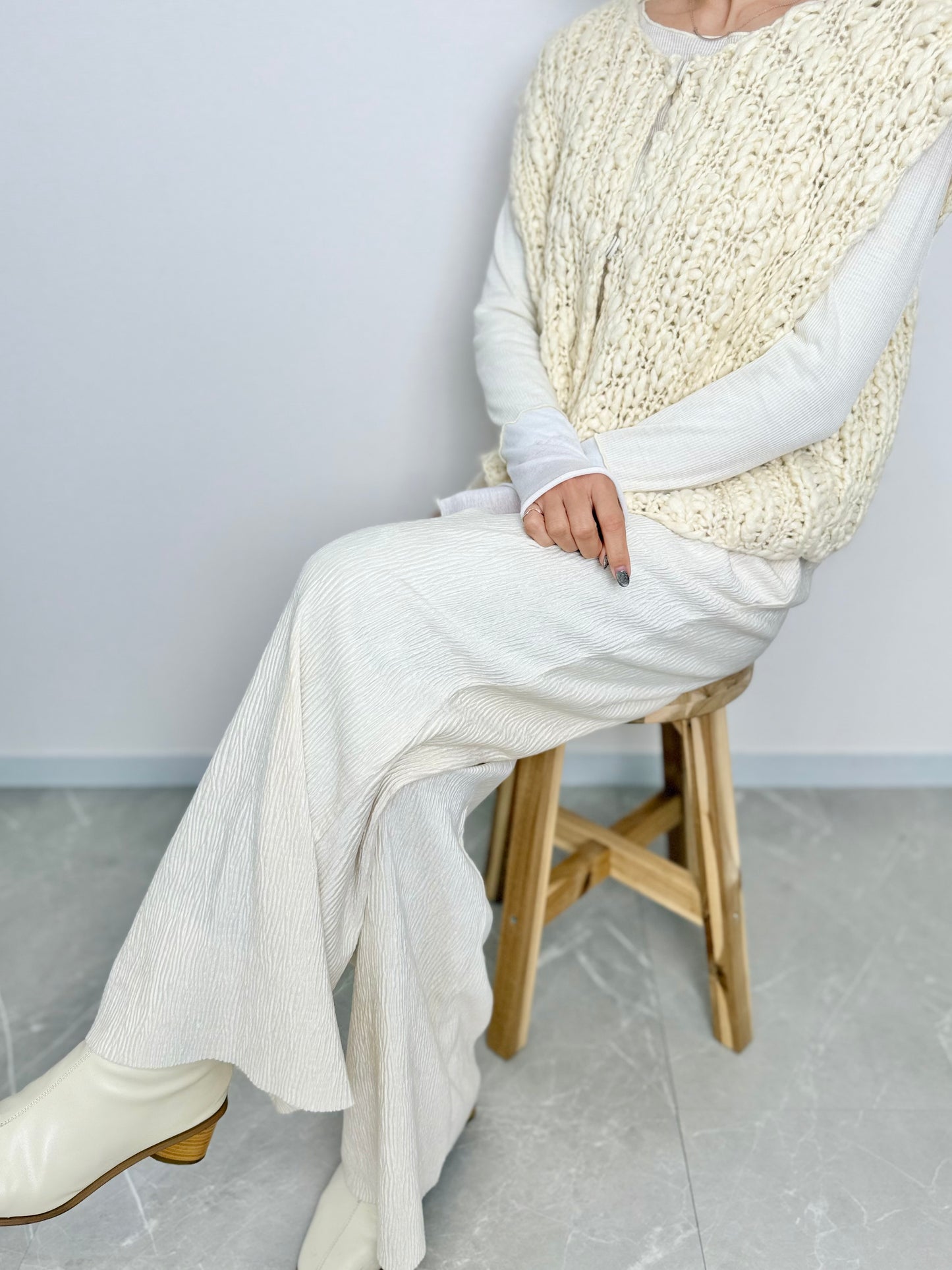 【NEW】ベロアライクストレートパンツ