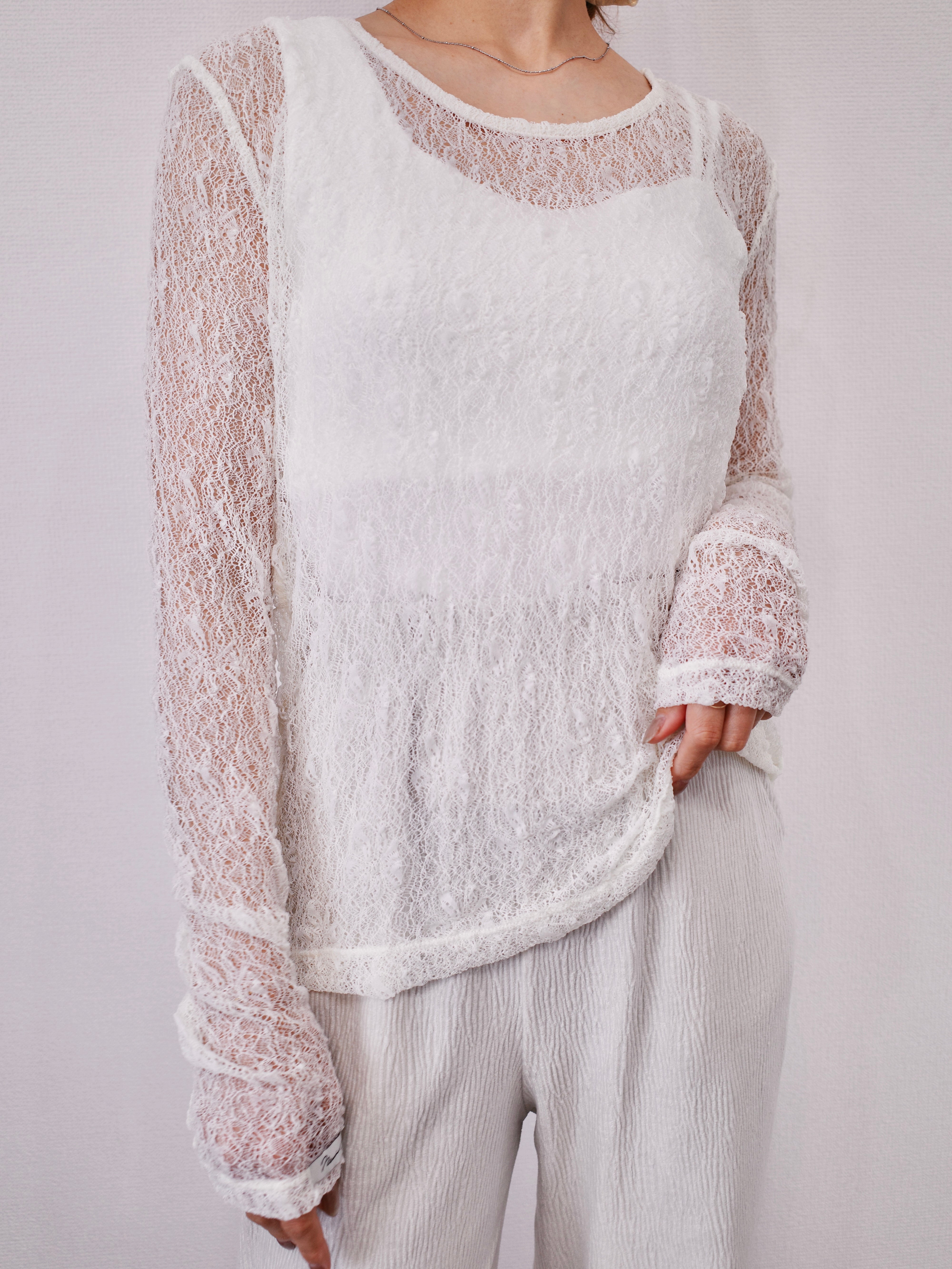 STRETCH LACE FIT TOP