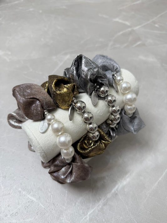 【先行販売】５連パールシュシュ