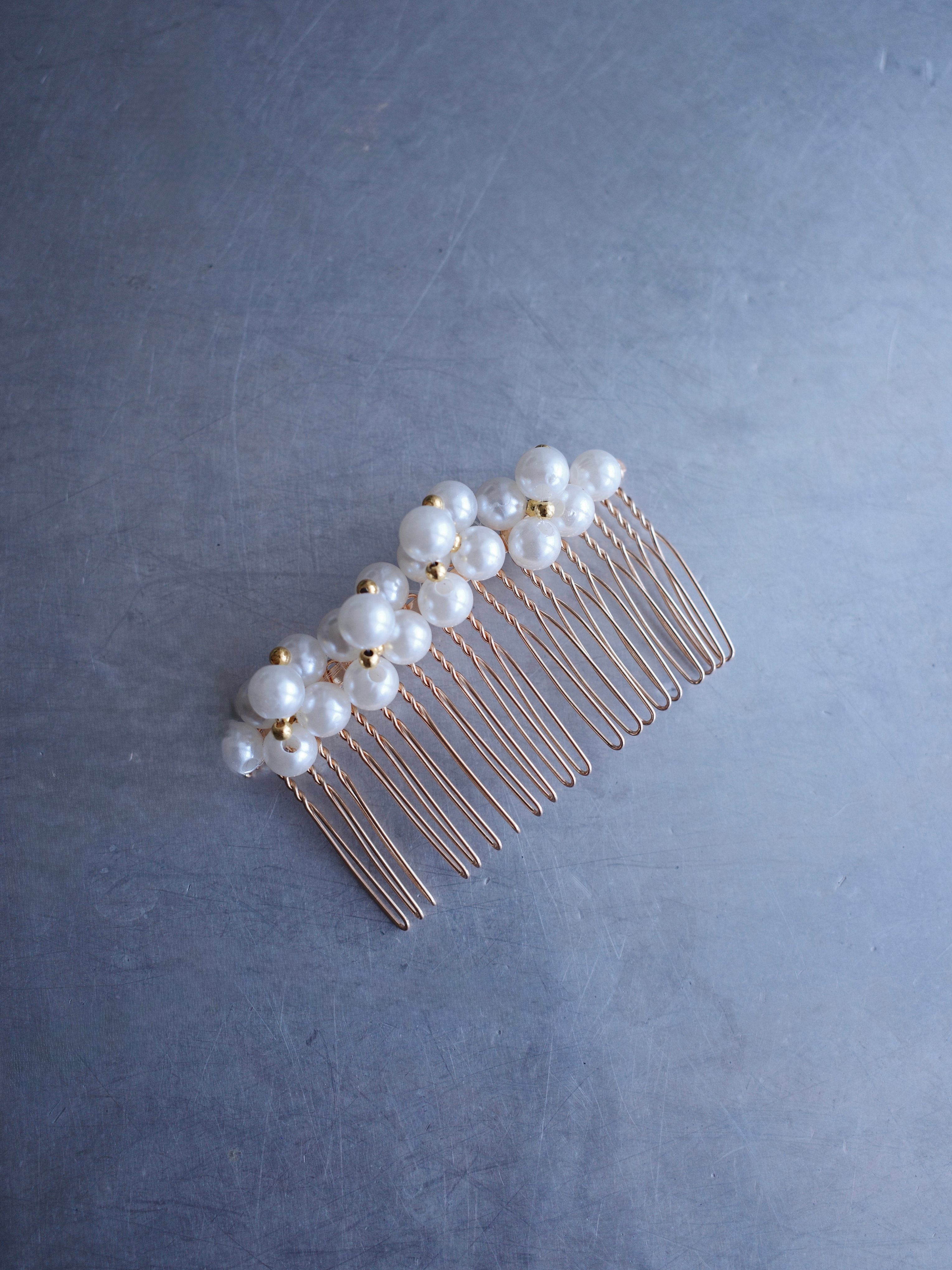 PEARL BEADED HAIR COMB