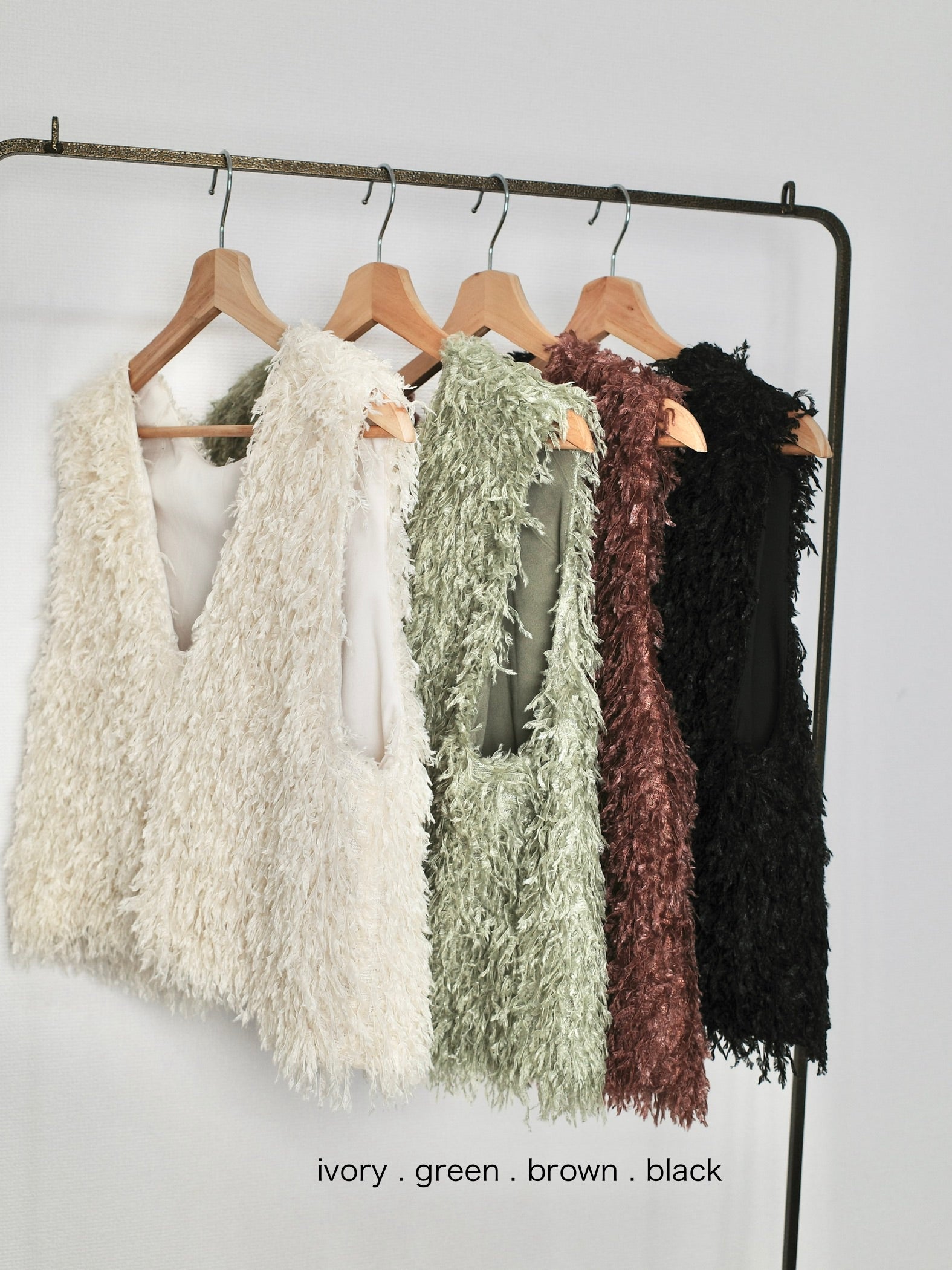 【SET】VELOUR LIKE STRAIGHT PANTS + 2WAY FRINGE VEST + DOCKING RIB KNIT