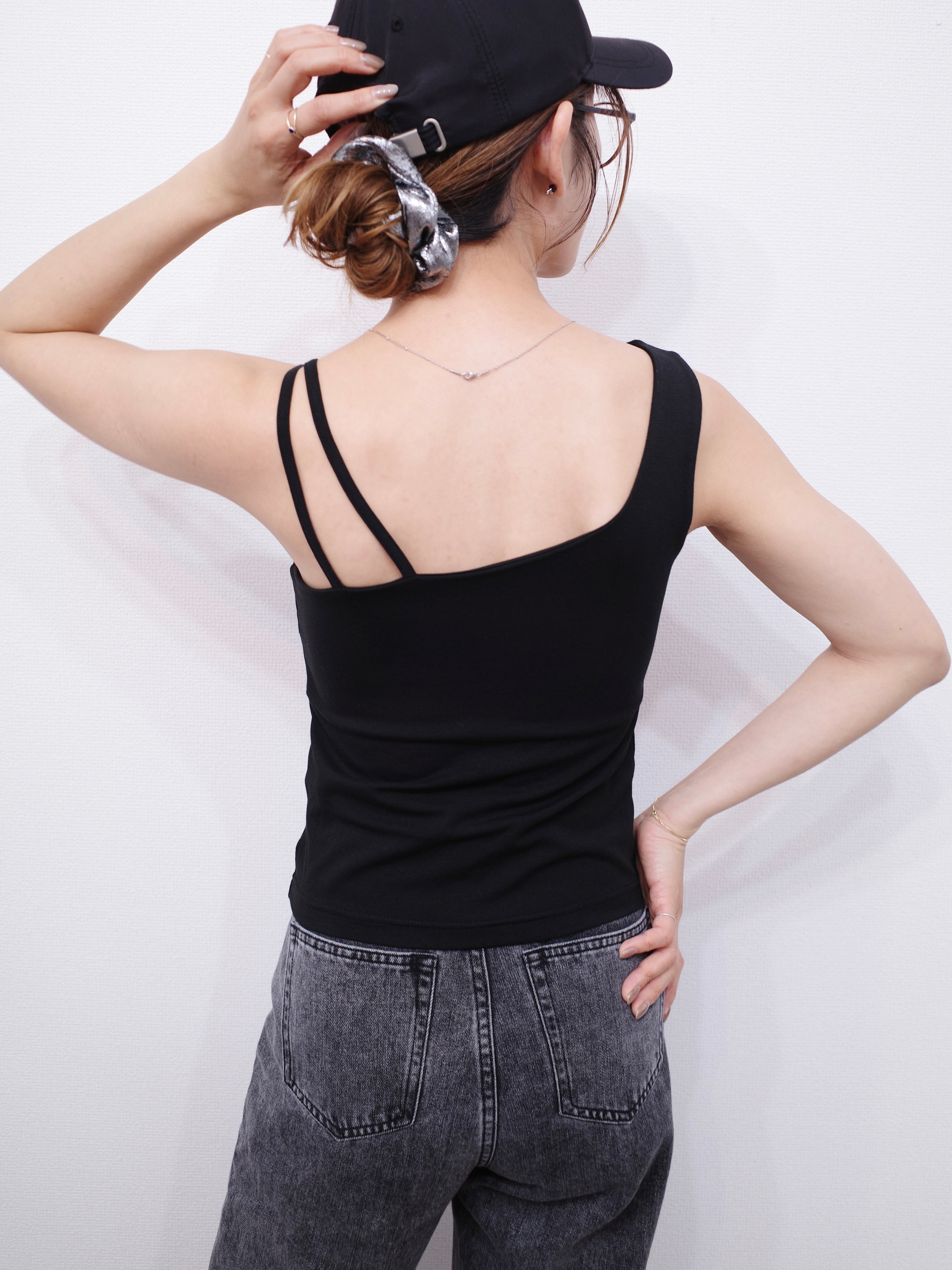 SOFT FIT ASYMMETRY BRA TOP