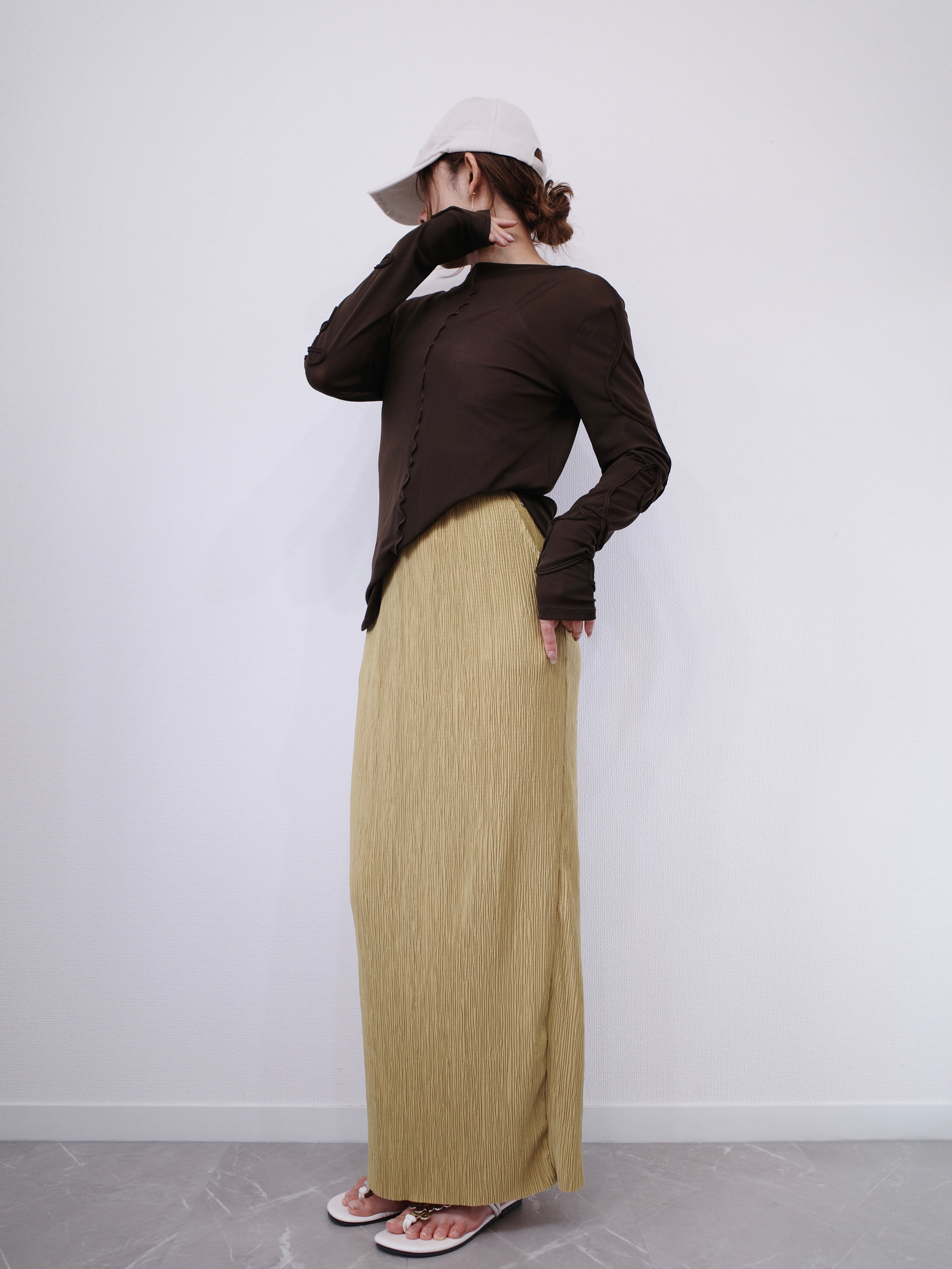 【SET】2WAY SHEER STITCH TOPS × LIGHT TEXTURE PENCIL SKIRT