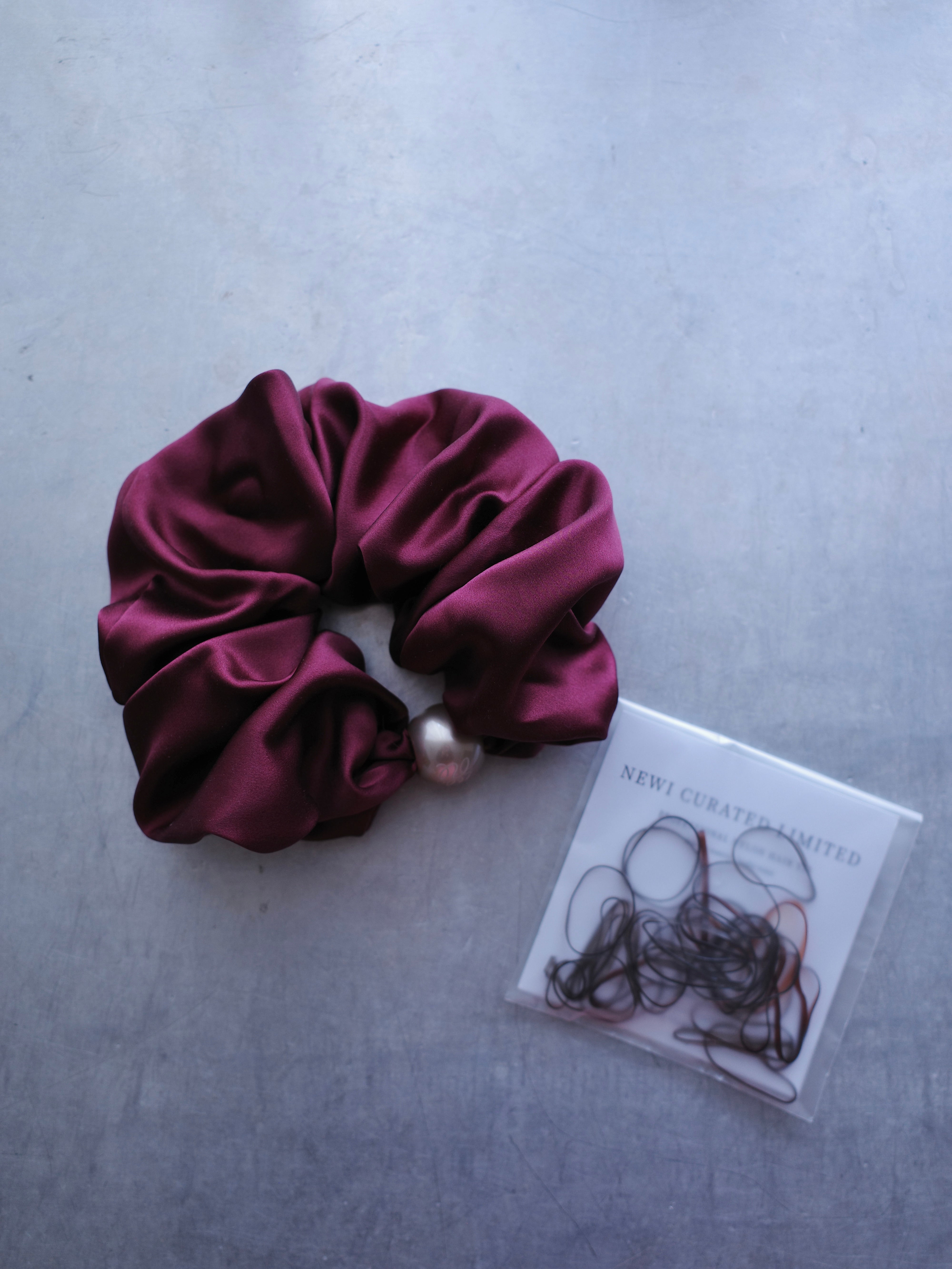 【SET】NEWI SILK PEARL SCRUNCHIE 〈CLASSIC〉+ PRO BASE HAIR TIE SET(20PCS)