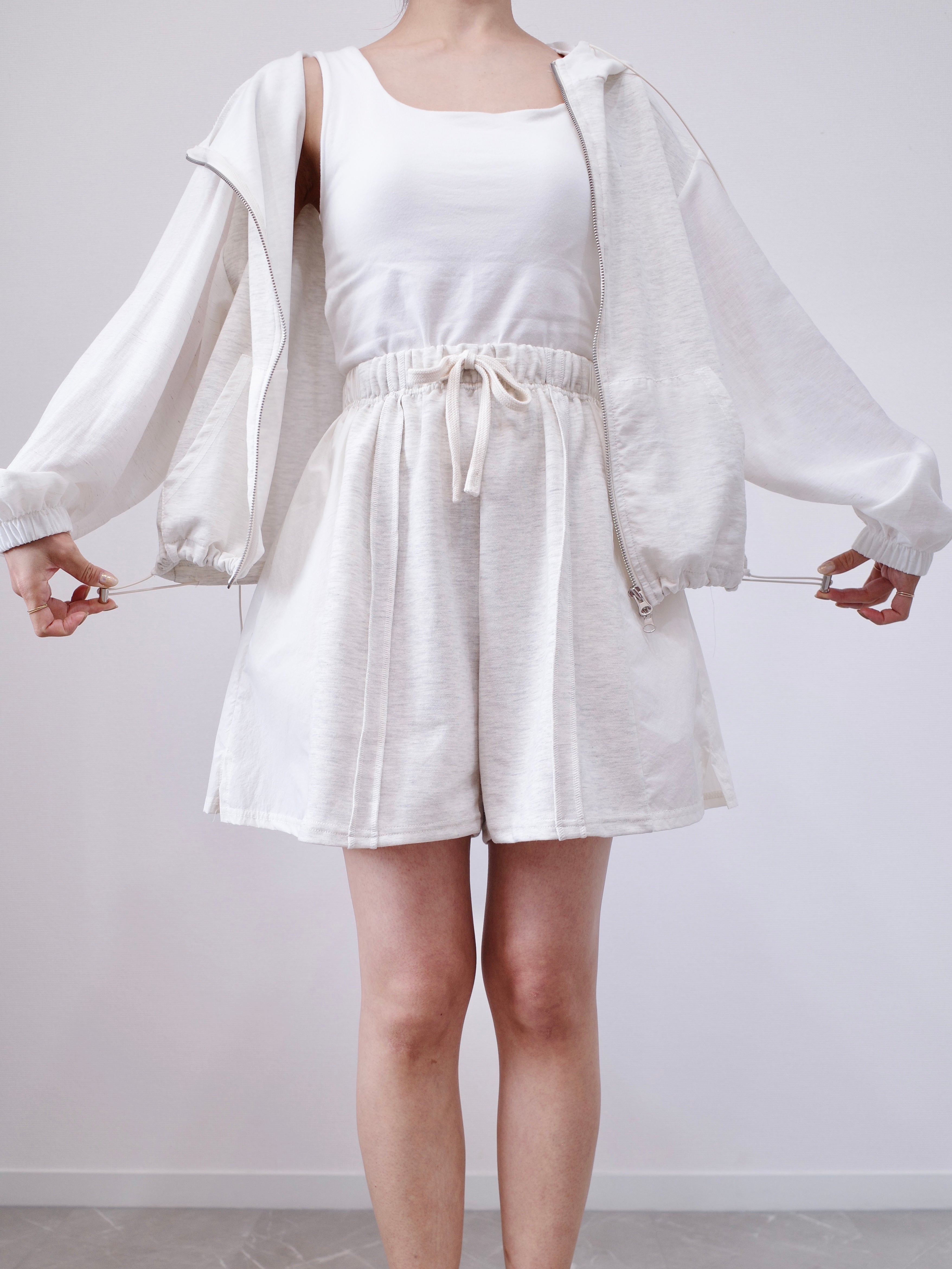 AIRY RELAX SHORT PANTS